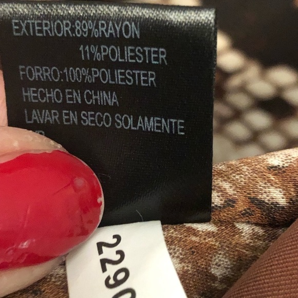 Antonio Melani large silky lined cognac jacket snake print lining zips at wrist - Picture 14 of 16